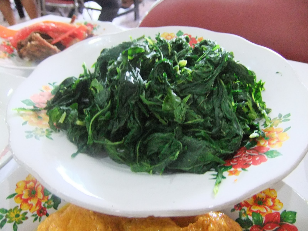 cooked cassava leaves